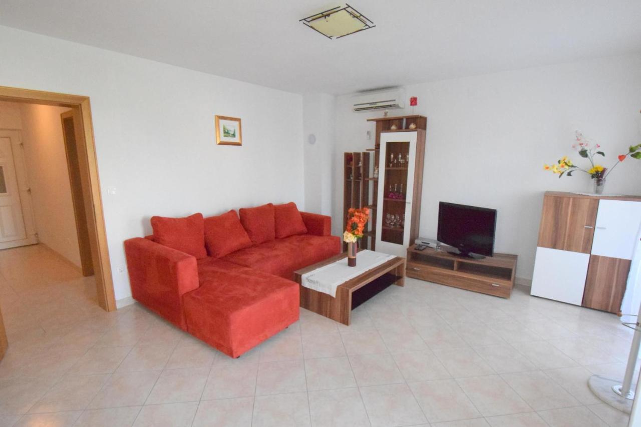 Apartments Gabrijel Малинска Екстериор снимка