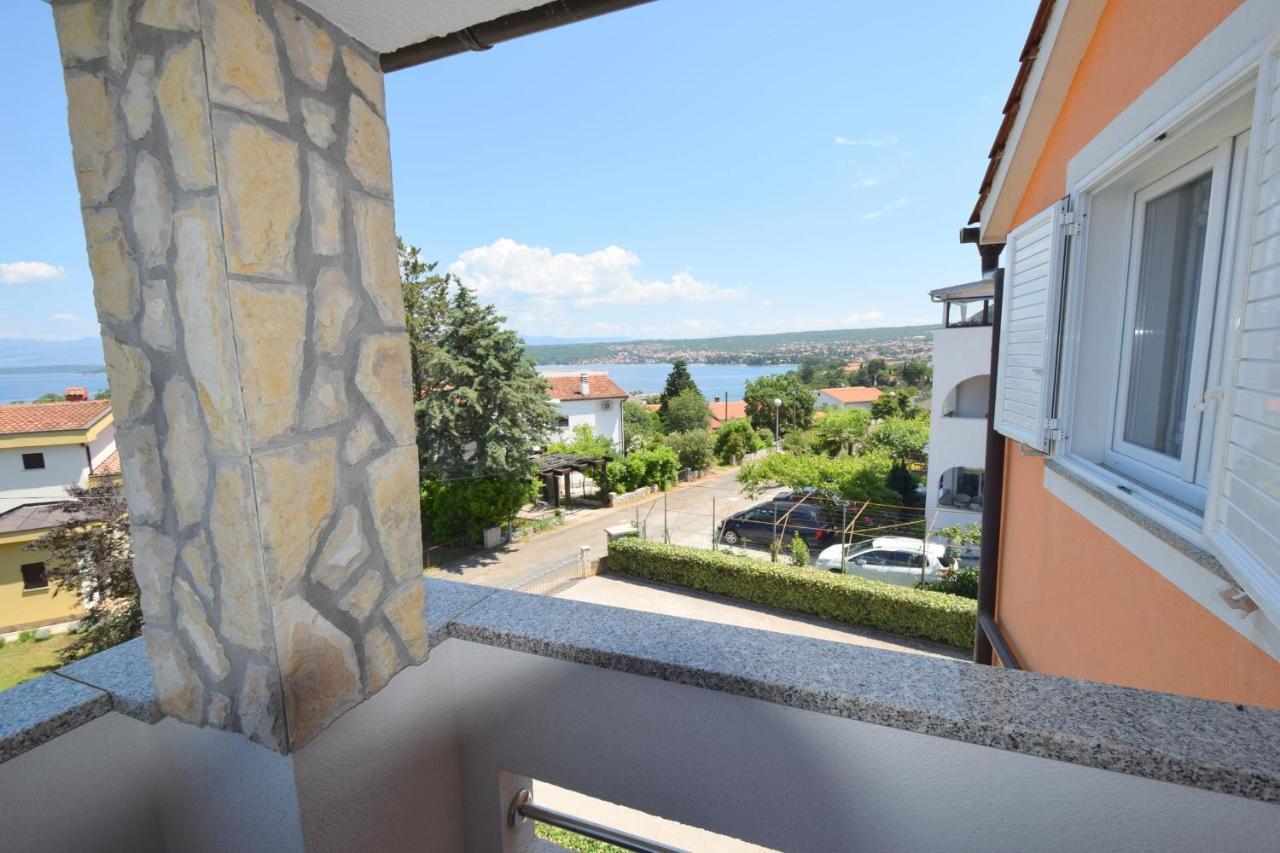Apartments Gabrijel Малинска Екстериор снимка