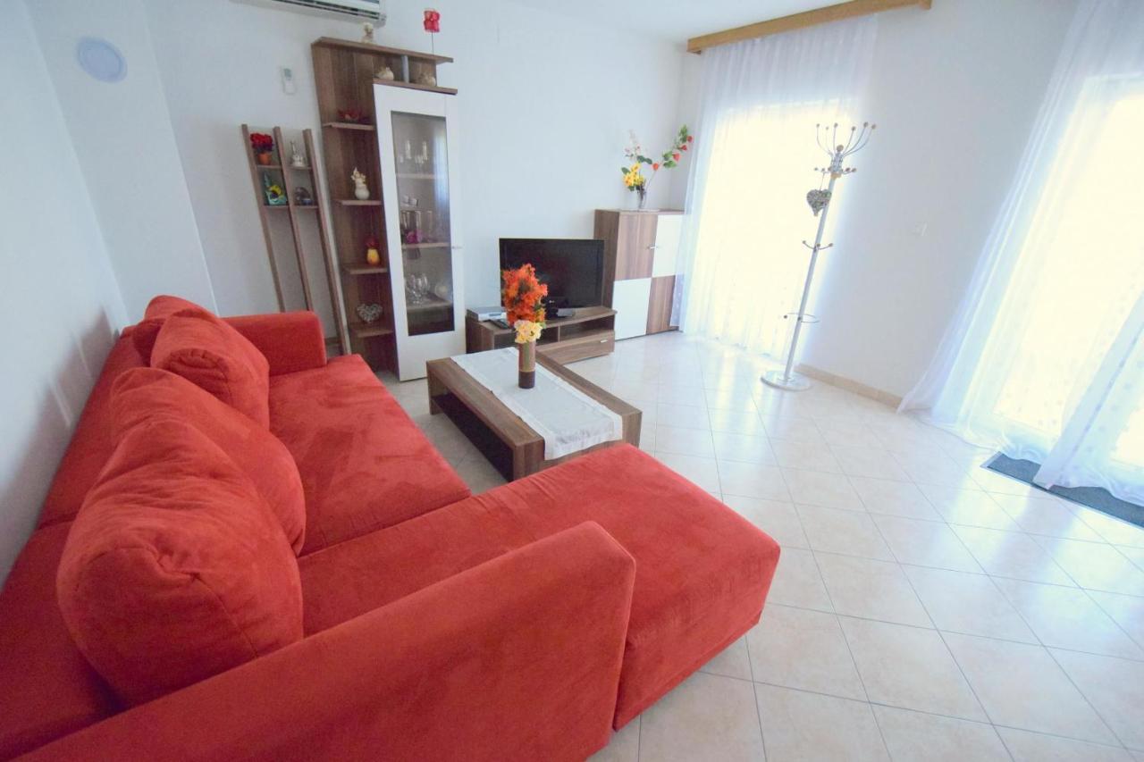 Apartments Gabrijel Малинска Екстериор снимка