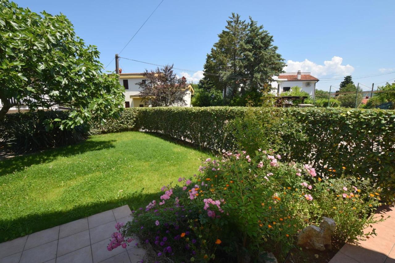 Apartments Gabrijel Малинска Екстериор снимка